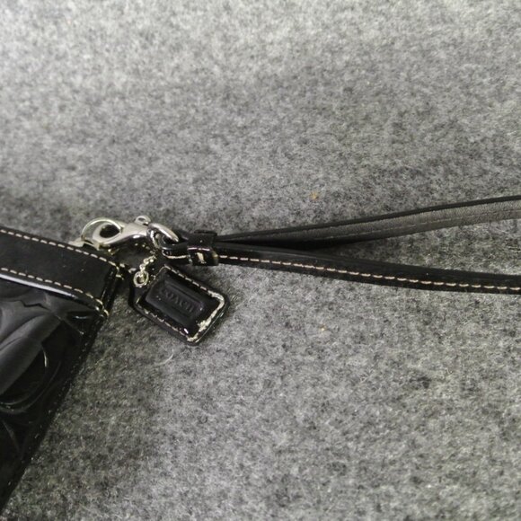 Coach Signature Stitch Black Patent Leather Wristlet Wallet Clutch EUC - Picture 5 of 7